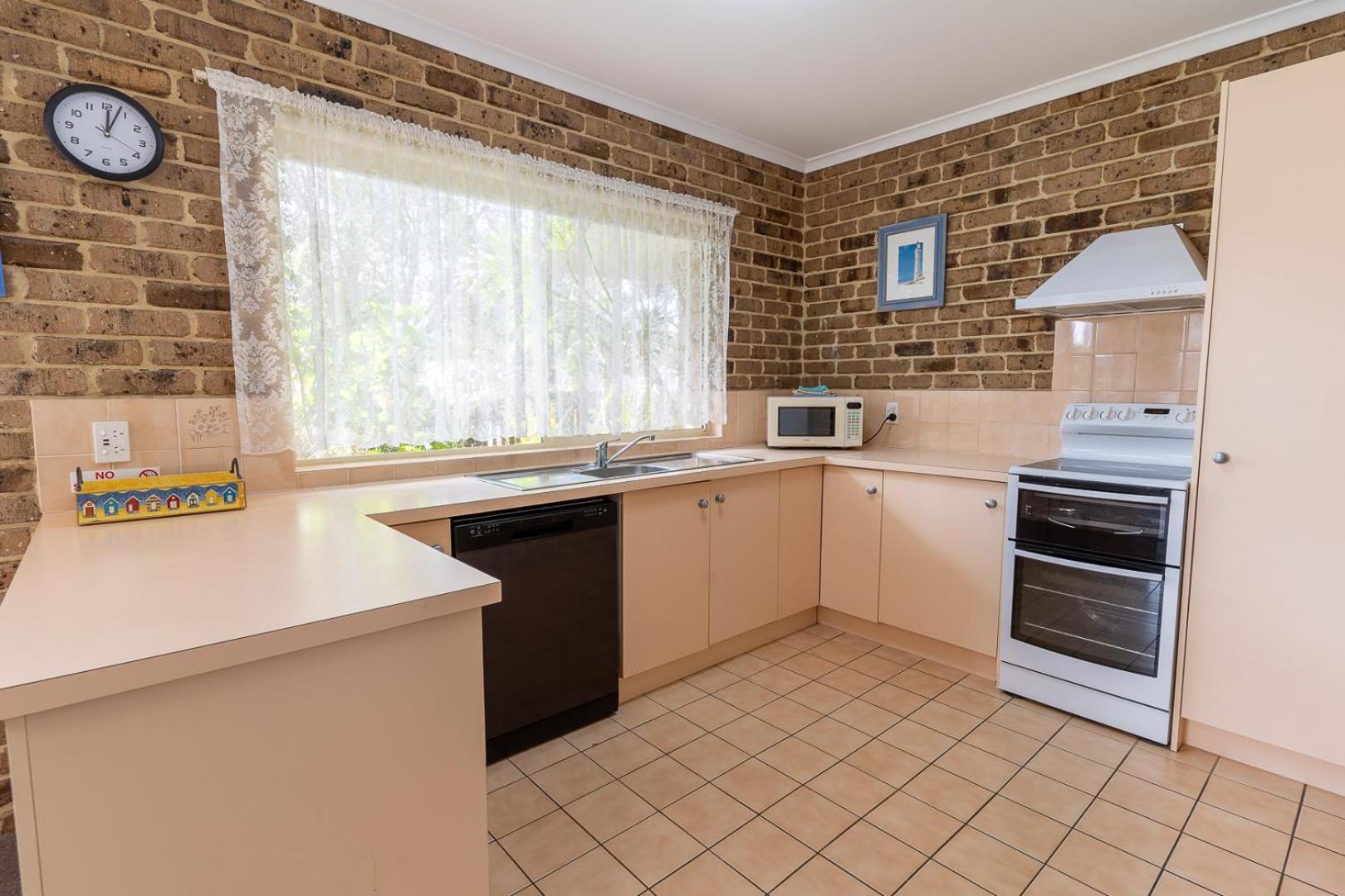 Beachfront Apartments Merimbula Ngoại thất bức ảnh