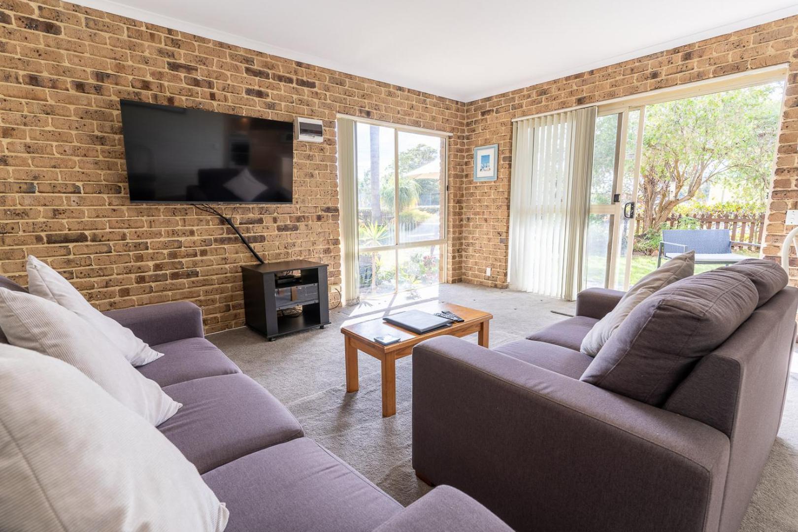 Beachfront Apartments Merimbula Ngoại thất bức ảnh